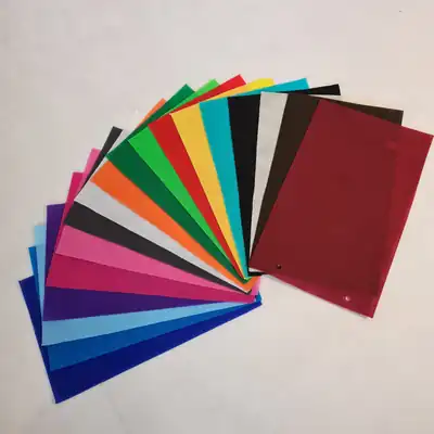 Tas spunbond dengan variasi warna